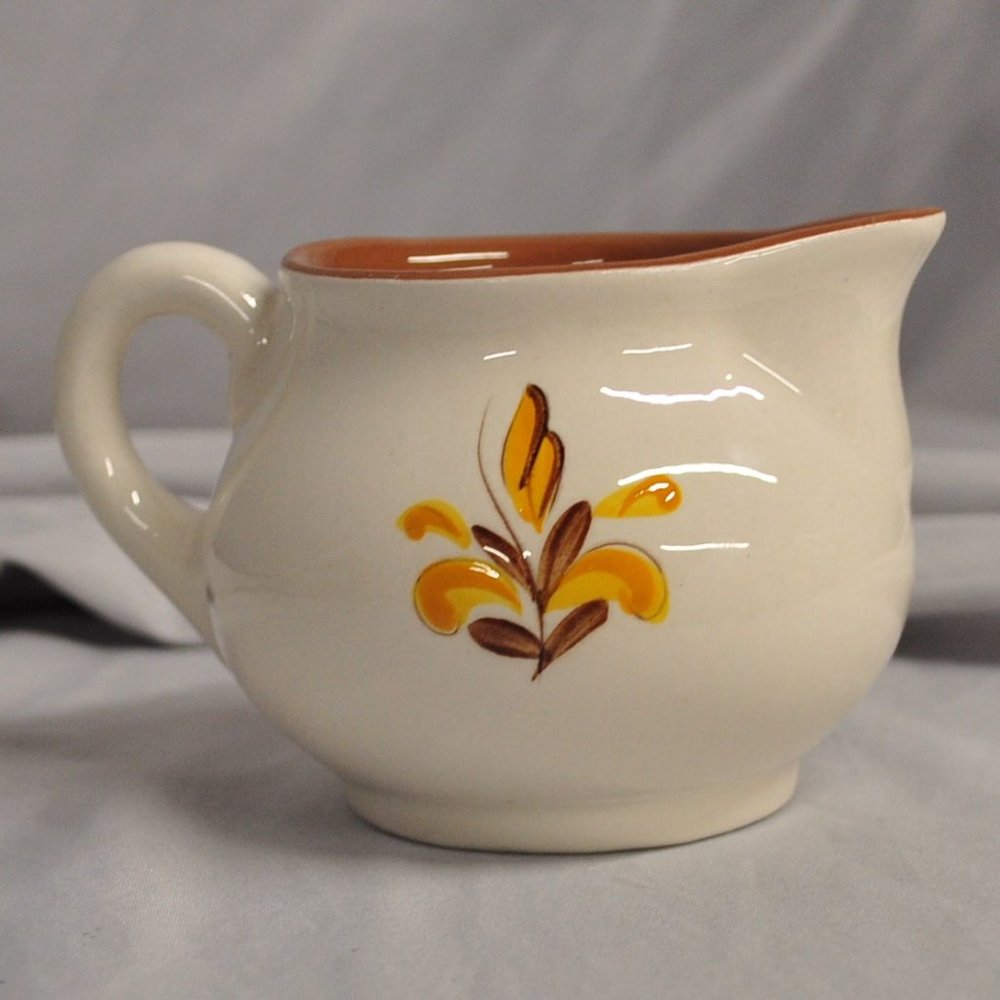 Stangl Pottery Trenton NJ 10 oz vintage provincial creamer (225w)